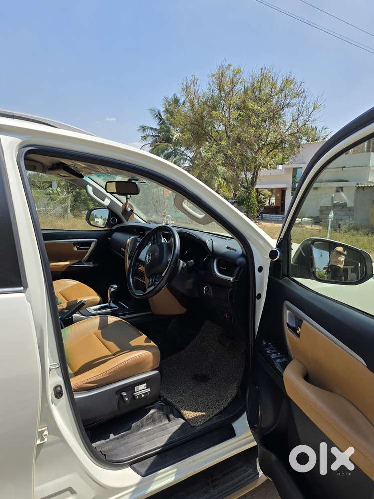 Toyota Fortuner 2020 Diesel Well Maintained