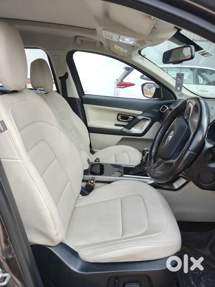 Tata Safari Diesel Automatic Top Model