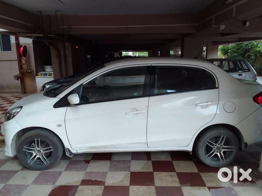Honda Amaze 2013 Diesel Well Maintained
