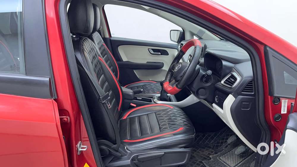 Tata Altroz Xz, 2022, Petrol