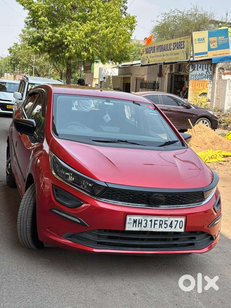 Tata Altroz 1.2 Xe, 2021, Petrol