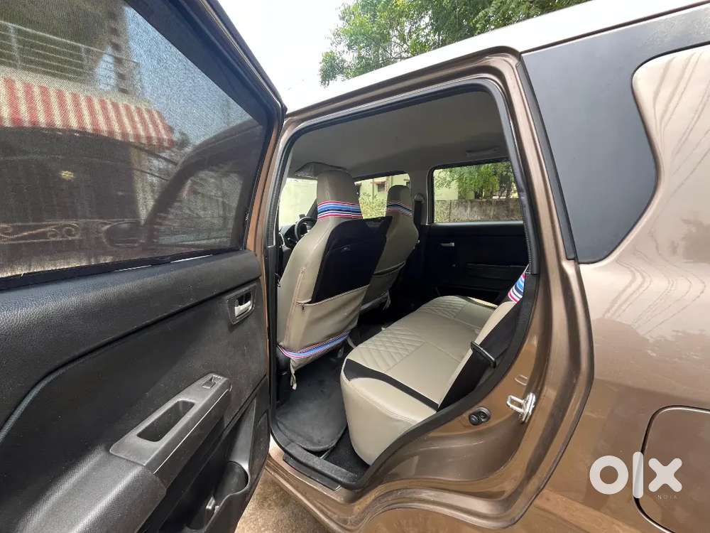 Vehicle Is In Mint Condition 
Additional Led Light Installed