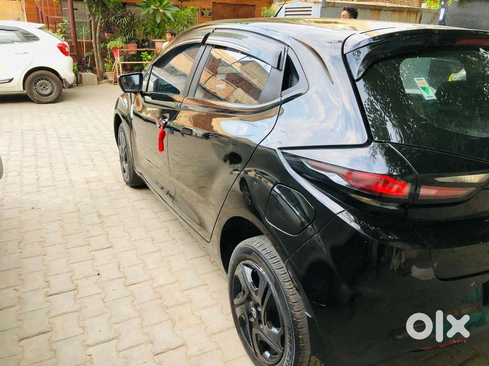 Tata Altroz Petrol 2022