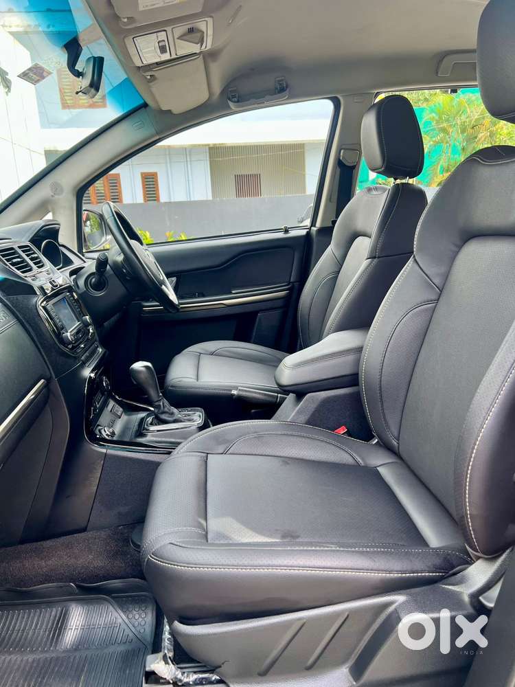 Tata Hexa 2.2 Xta 4x2 6 Str Dual Tone, 2018, Diesel