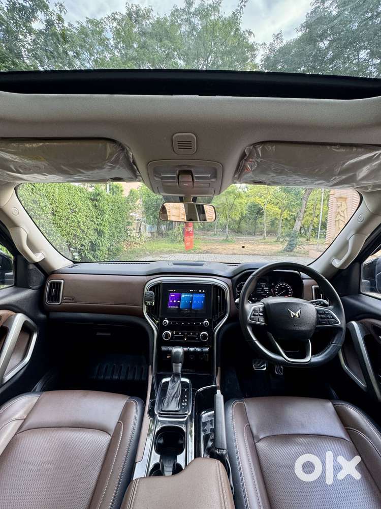 Mahindra Scorpio N Z8 Petrol At 7 Str, 2025, Petrol