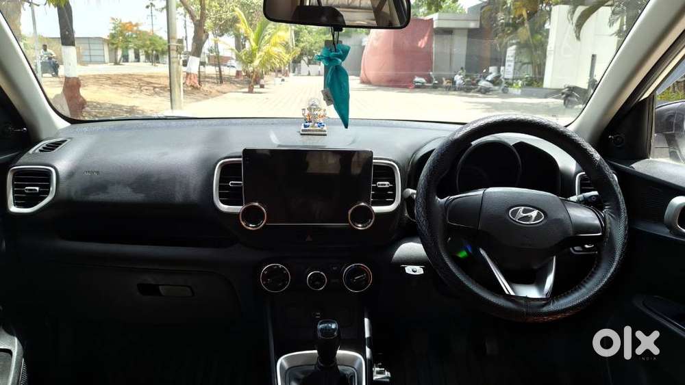Hyundai Venue E 1.2 Petrol, 2019, Cng & Hybrids