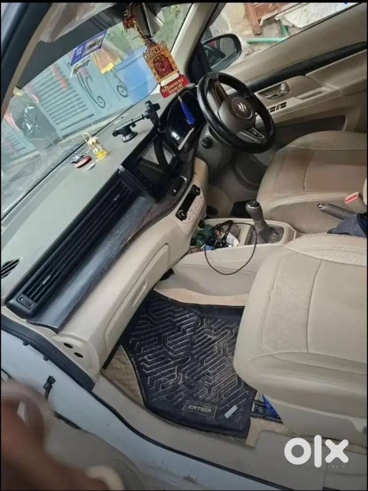Maruti Suzuki Ertiga Zxi Cng Top Model 2024