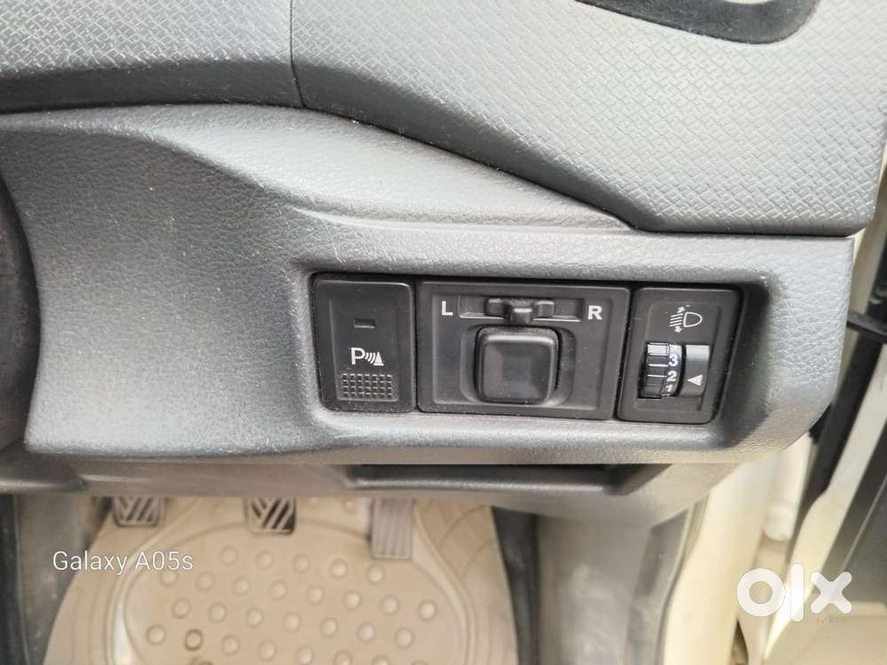 Maruti Suzuki Brezza Vdi, 2018, Diesel