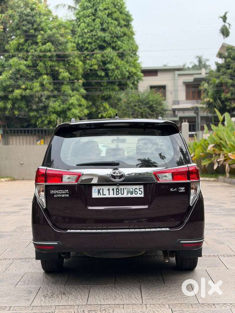 Toyota Innova Crysta 2.4 G Mt, 2021, Diesel