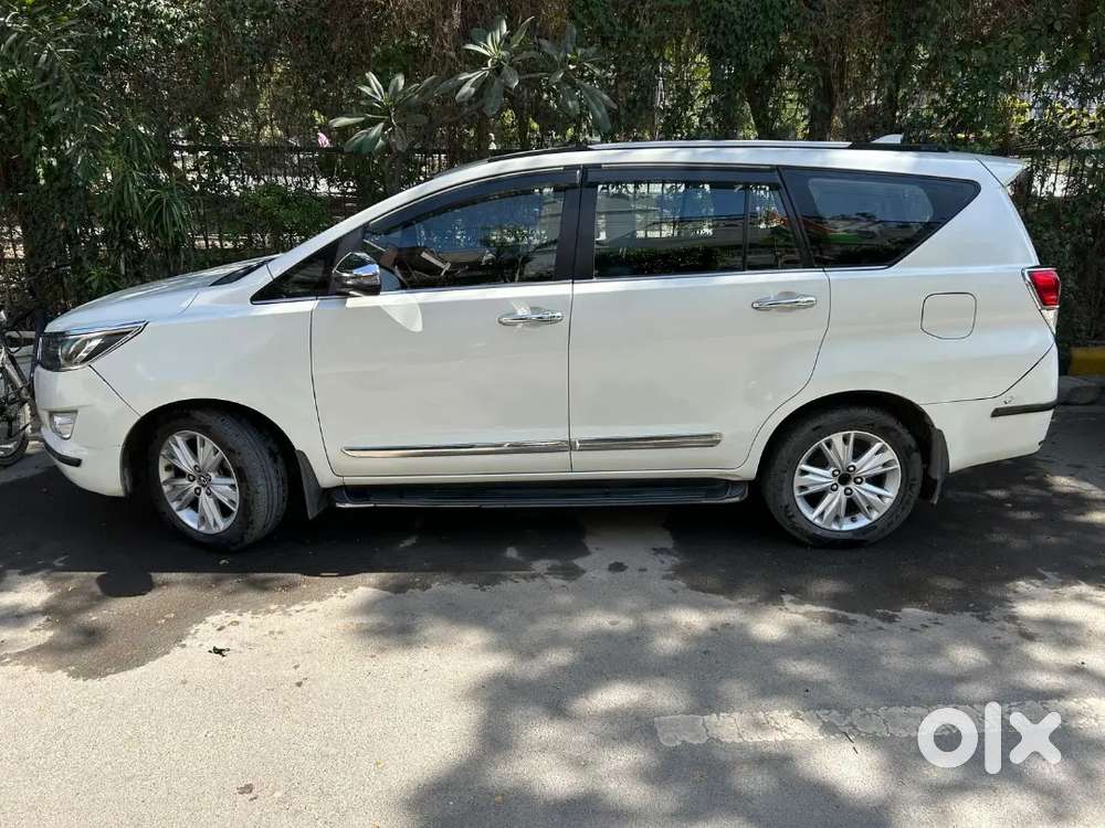 Toyota Innova Crysta 2018 Diesel 70000 Km Driven