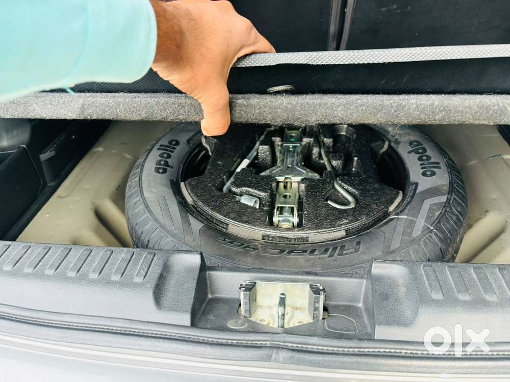 Toyota Urban Cruiser 1.5 Premium Grade At, 2022, Petrol