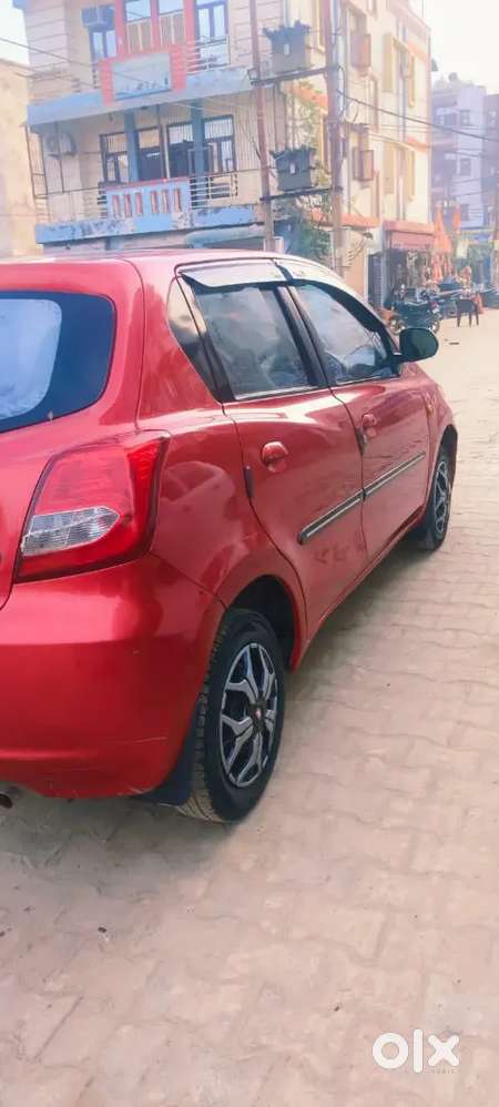 Datsun Gadi H
