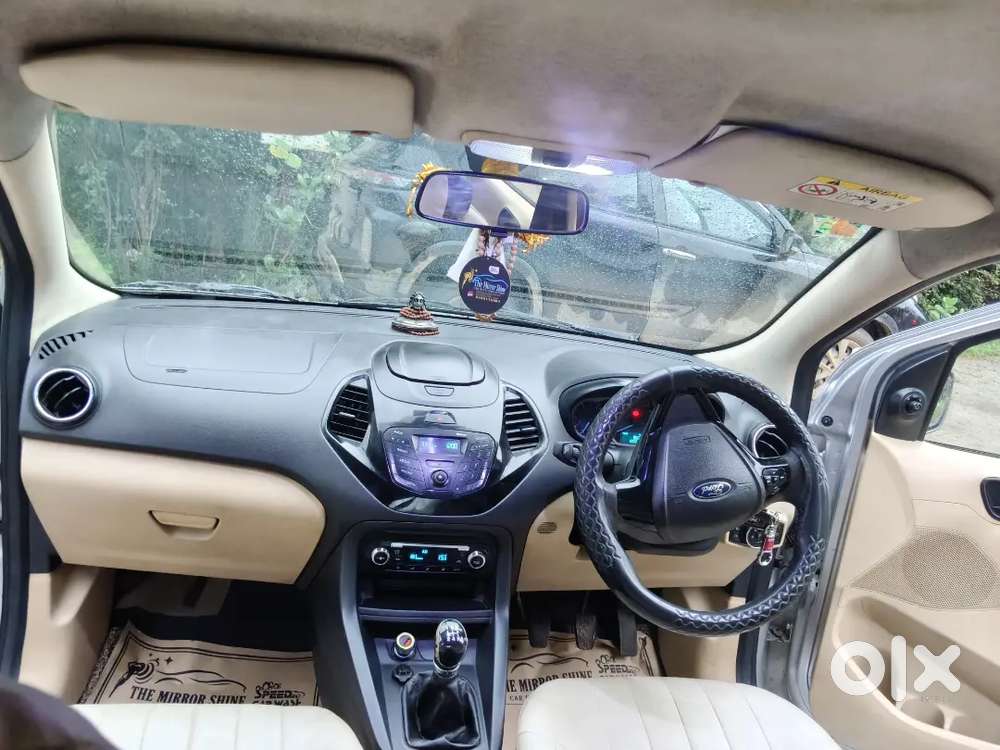 Ford Aspire Titanium Blu 2017
