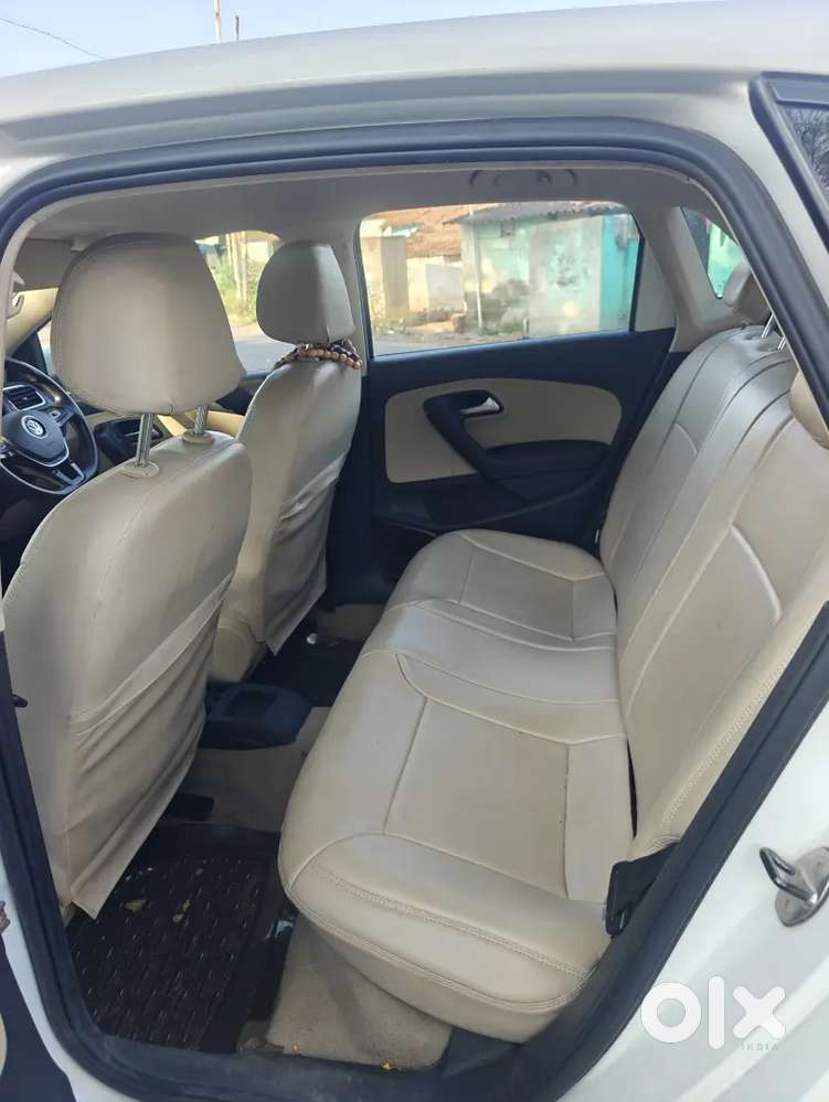 Volkswagen Polo 2015 Petrol 30000 Km Driven