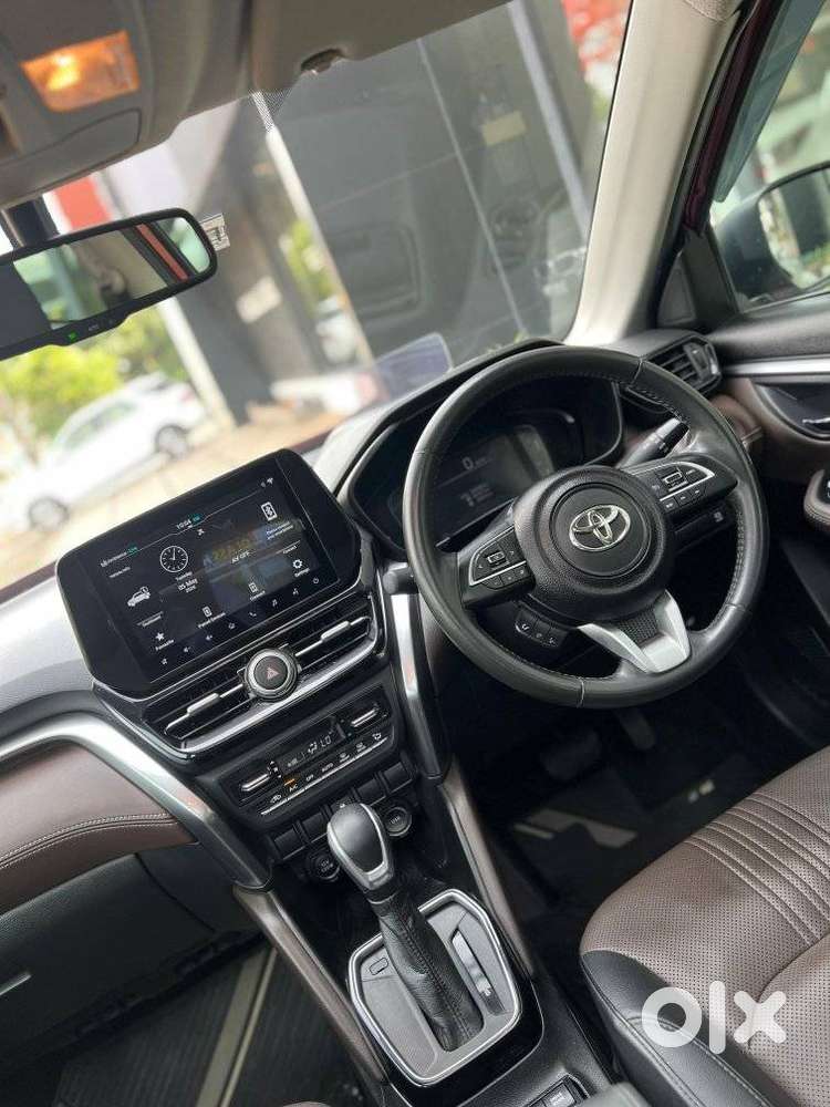 Toyota Urban Cruiser Hyryder V Hybrid Aero Edition, 2022, Petrol