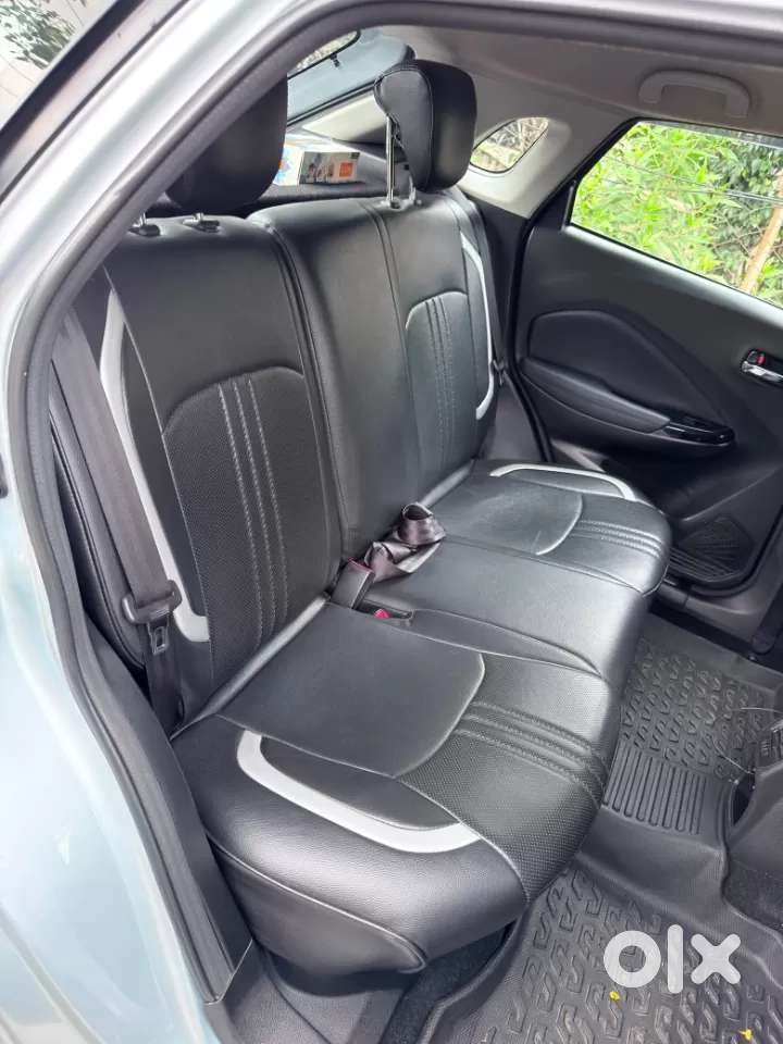 Maruti Suzuki Baleno 1.2 Zeta At, 2023, Petrol