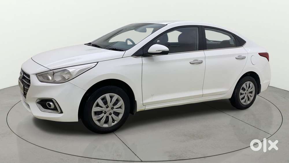 Hyundai Verna 1.4 Vtvt Ex, 2019, Petrol