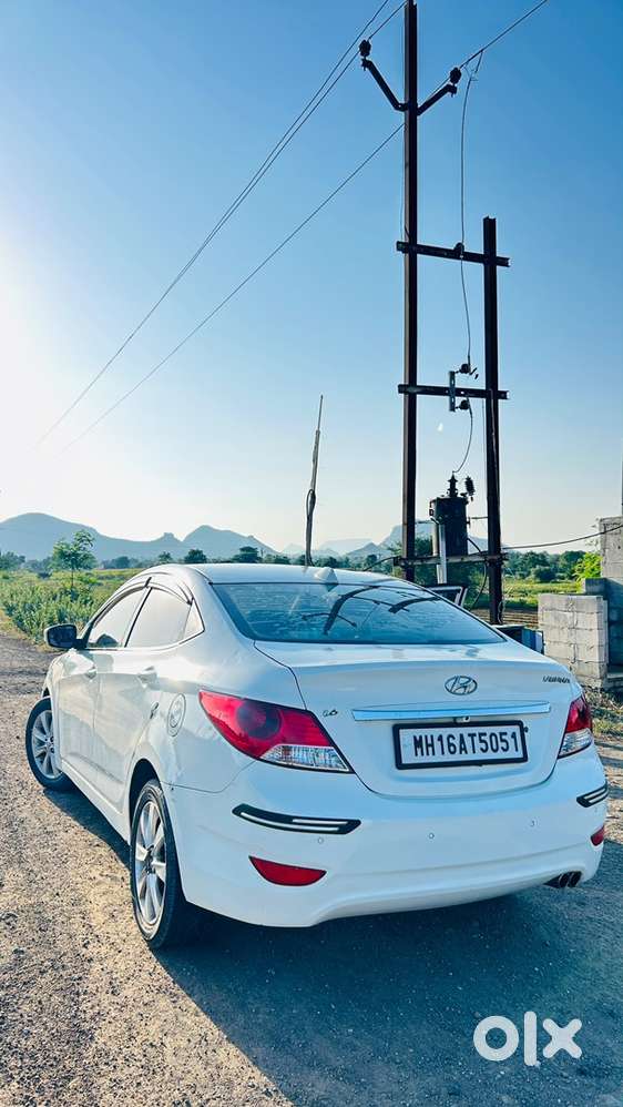 Hyundai Verna 2011 Manual