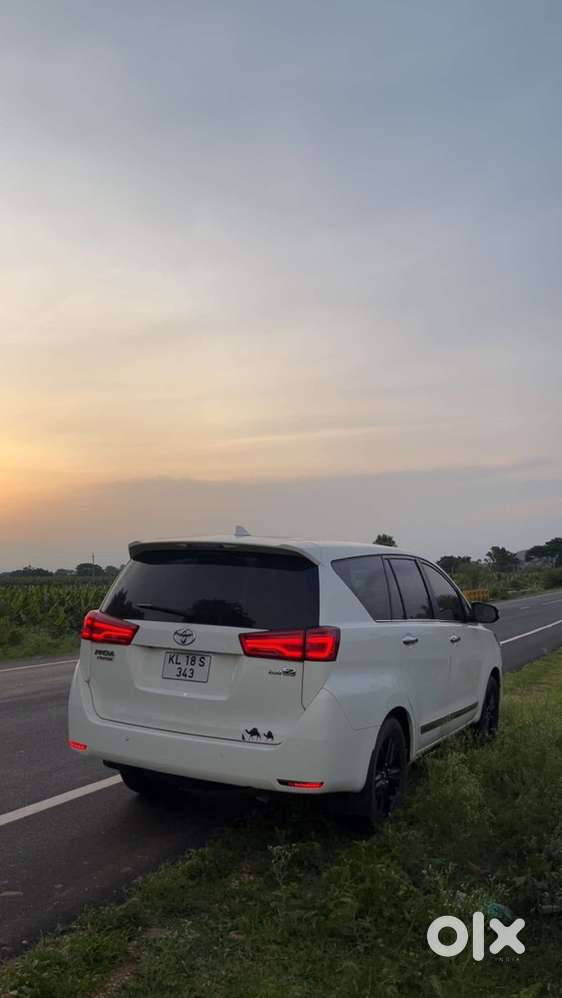 Toyota Innova Crysta 2016 2.8z