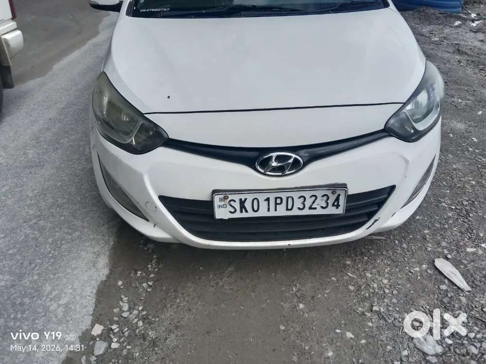 Hyundai I20 2013 Petrol 450000 Km Driven Abs