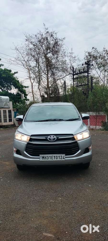 Toyota Innova Crysta 2.4 Gx Mt 8s, 2017, Diesel