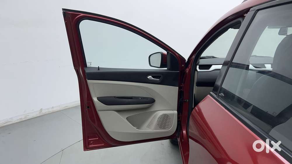 Renault Triber Rxz Easy-r Amt, 2020, Petrol