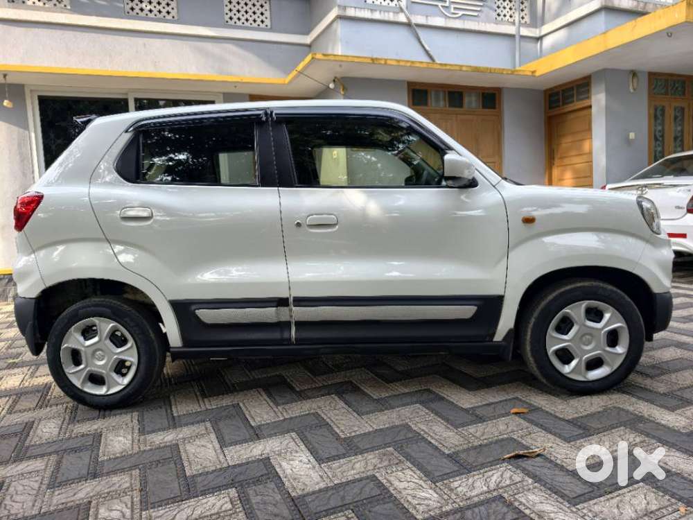 Maruti Suzuki S-presso Vxi At, 2020, Petrol