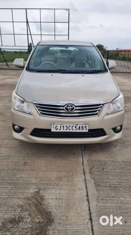 Toyota Innova 2.0 V, 2013, Diesel