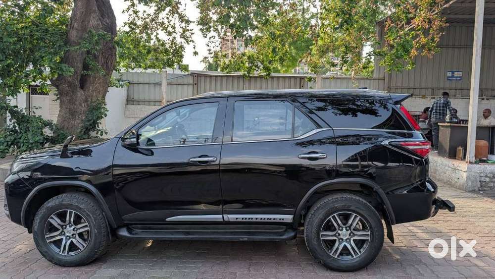 Toyota Fortuner 3.0 Sportivo 4x2 Mt, 2023, Diesel