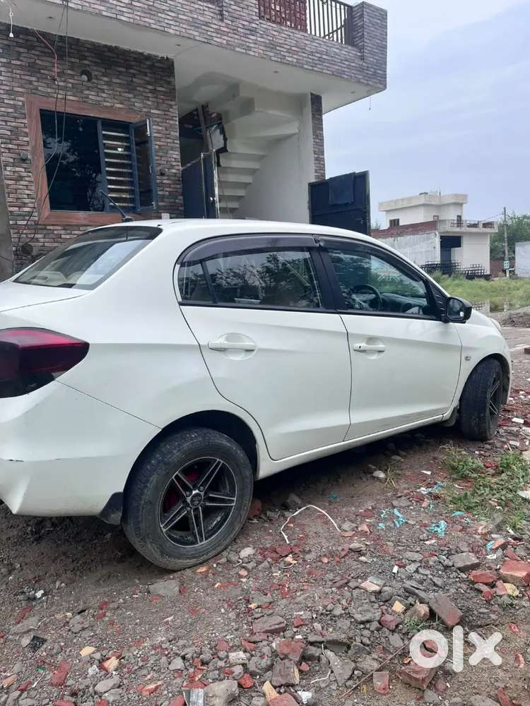 Honda Amaze 2013 Diesel 107000 Km Driven