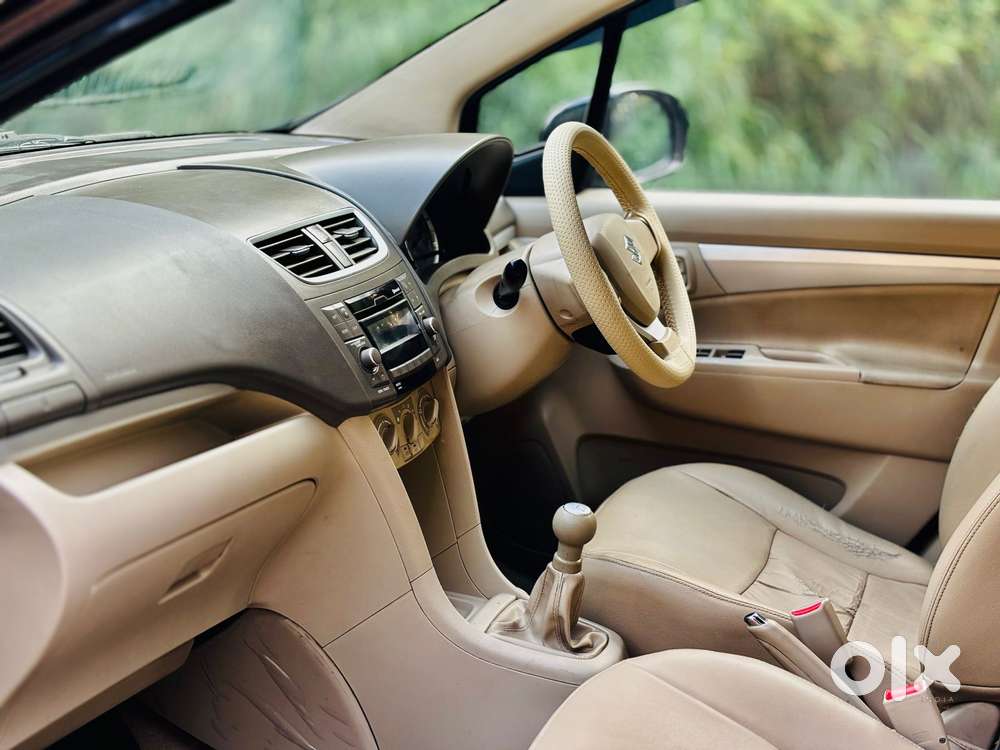 Maruti Suzuki Ertiga Lxi Option, 2016, Cng & Hybrids