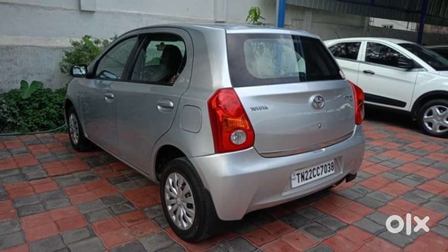 Toyota Etios Liva G, 2012, Petrol