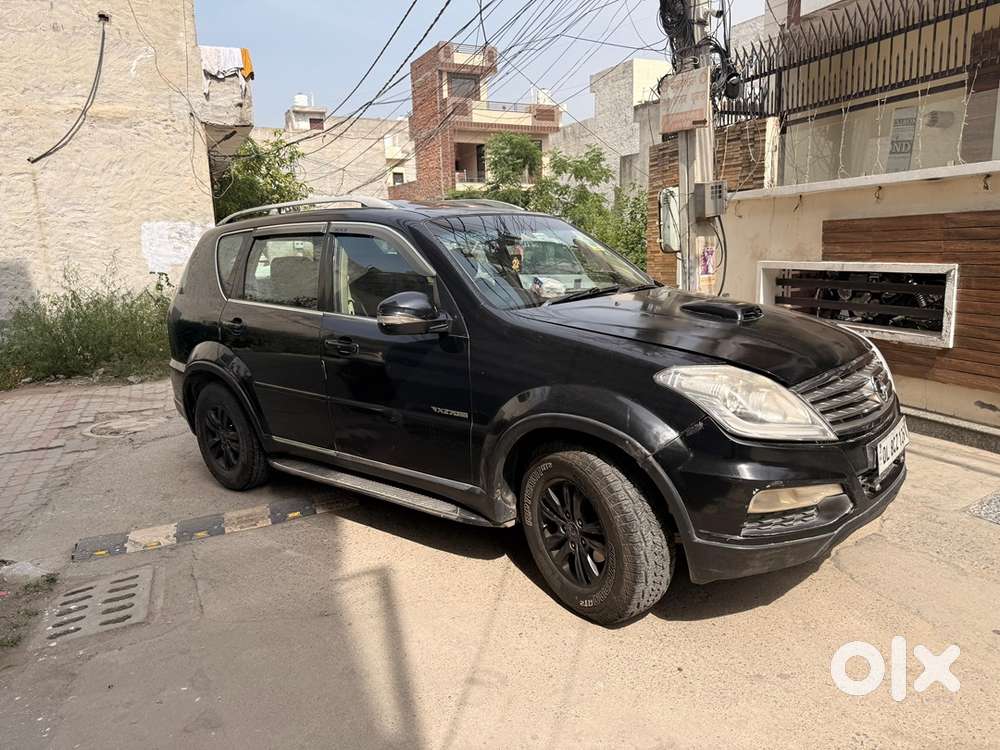 Mahindra Rexton Diesel 2013