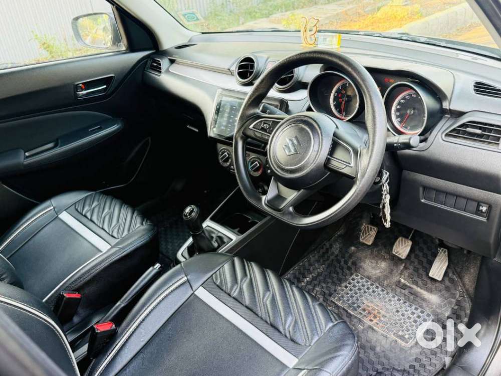 Maruti Suzuki Swift Vxi + Manual, 2023, Petrol