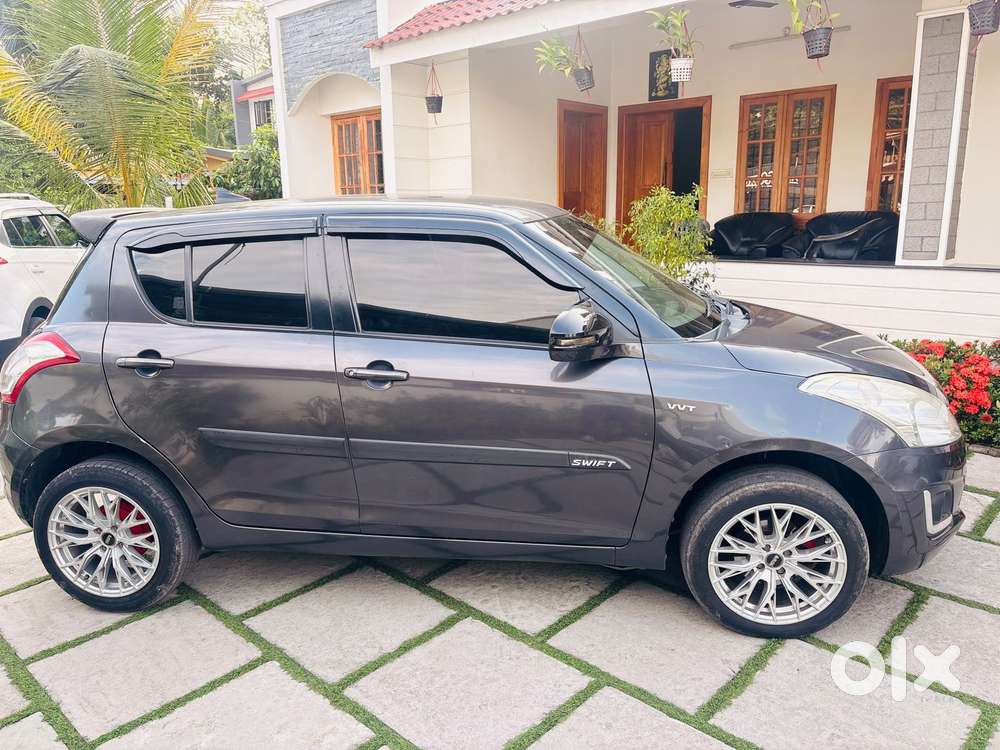 Maruti Suzuki Swift Vxi, 2016, Petrol