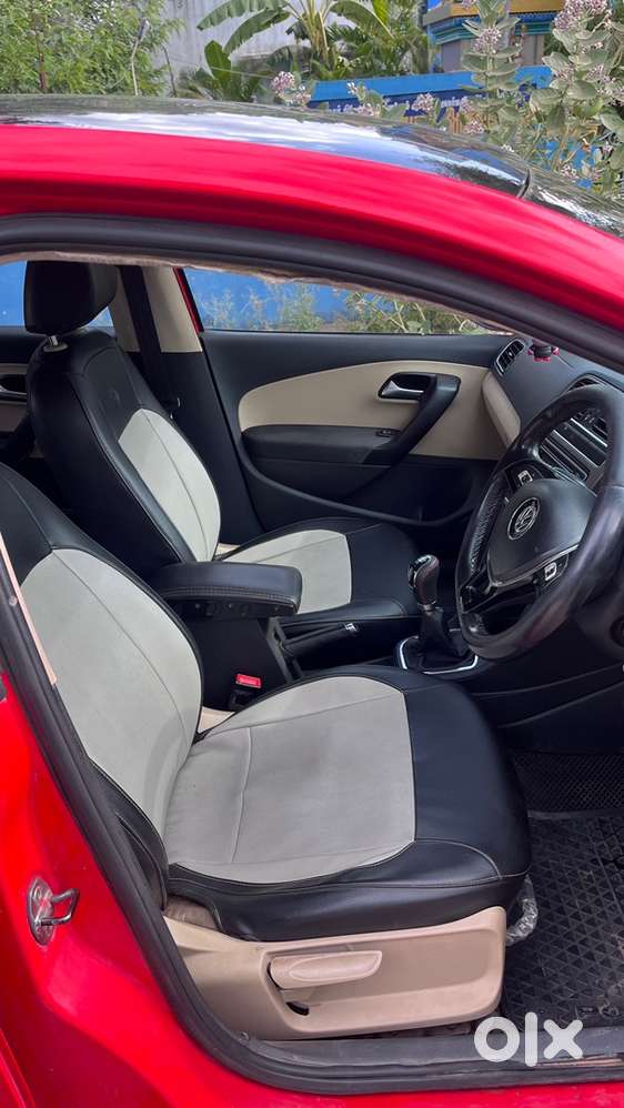 Volkswagen Polo Petrol 2015