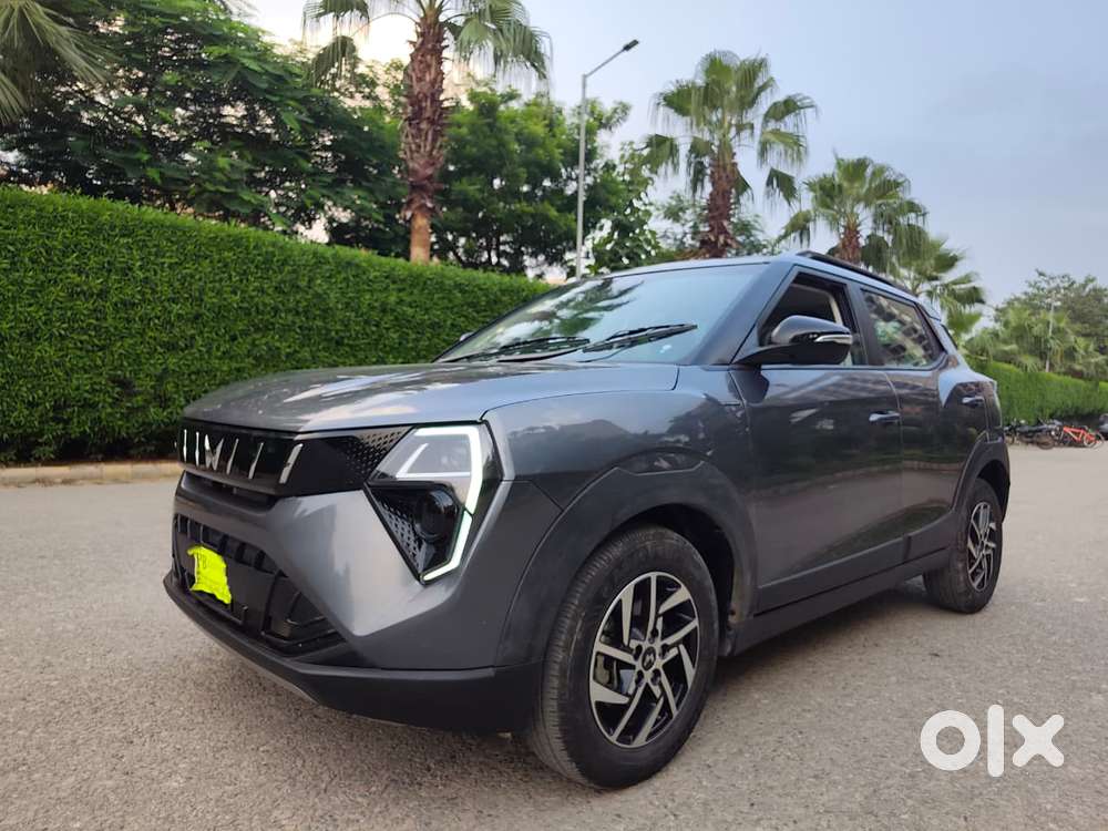 Mahindra Xuv 3xo Ax5 Pm At, 2026, Petrol