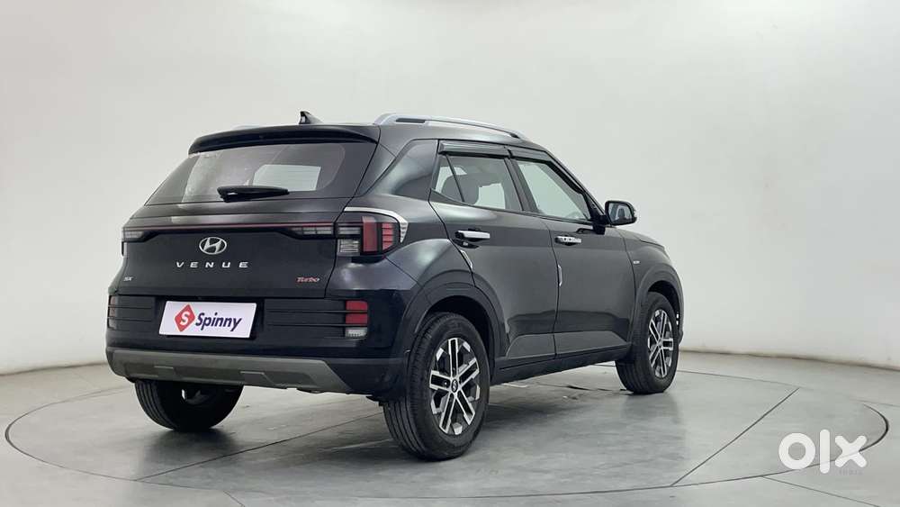Hyundai Venue 1.0 Sx (o) Turbo Dct, 2023, Petrol