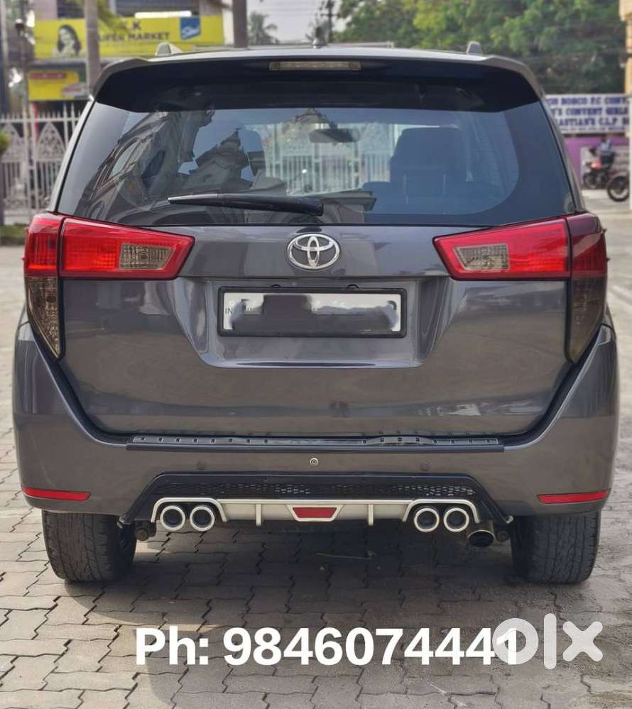 Toyota Innova Crysta 2.4 Gx Mt, 2017, Diesel