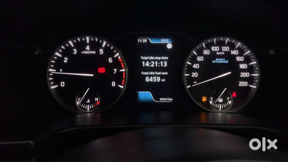 Maruti Suzuki Brezza 1.5 Zxi Smart Hybrid Dual Tone, 2023, Petrol