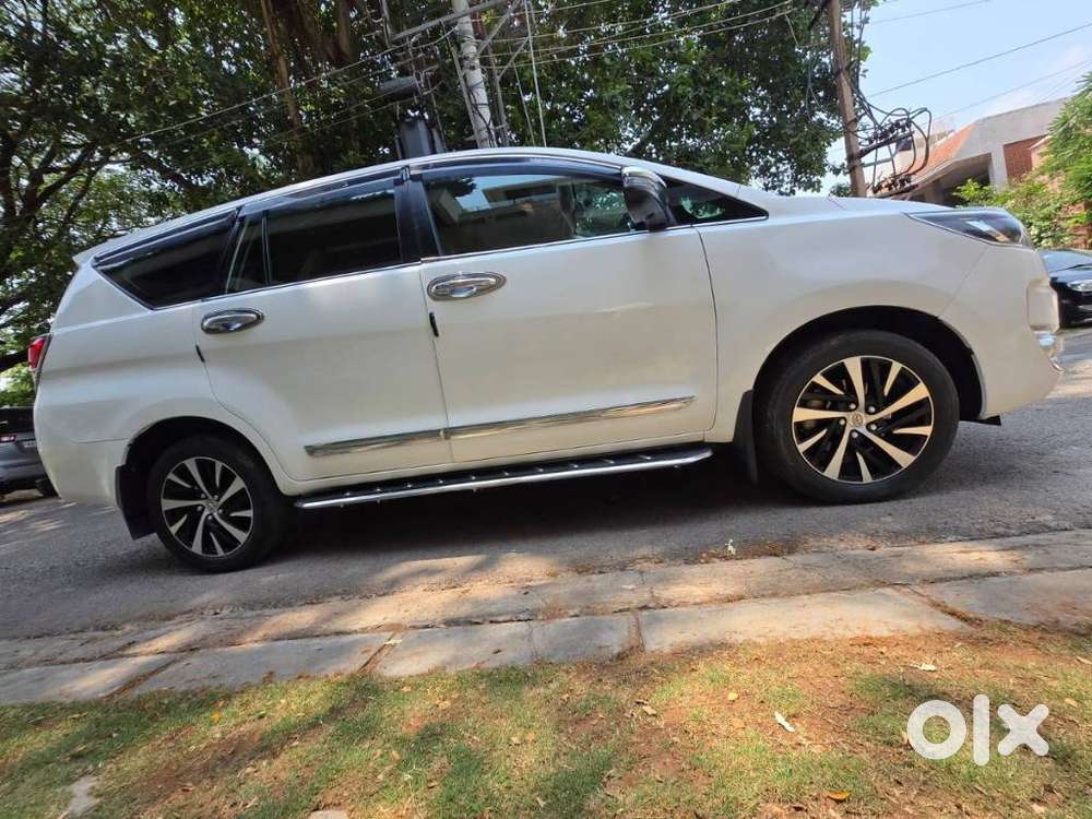 Toyota Innova Crysta Zx 2.4 Diesel 7 Seater, 2023, Diesel