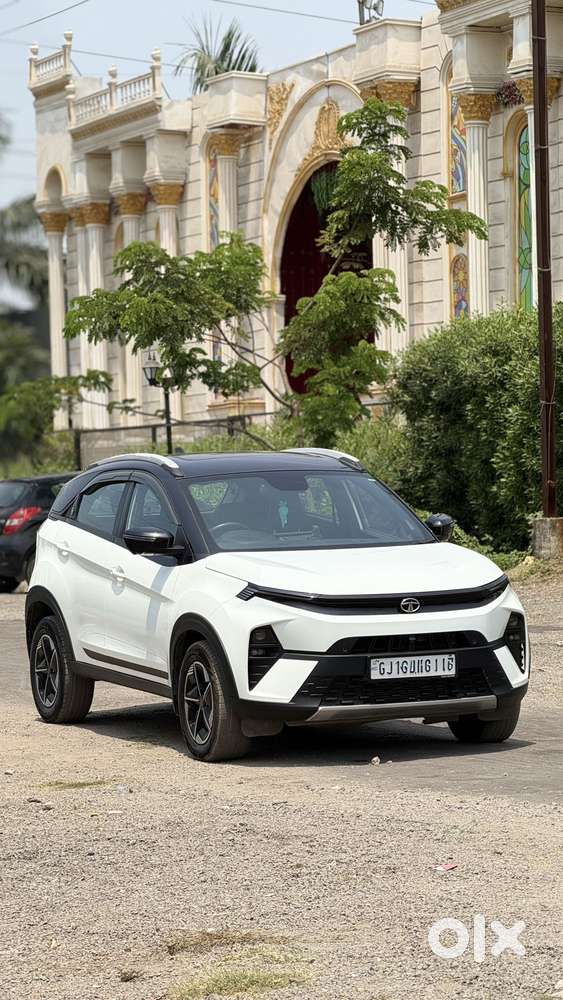 Tata Nexon Fearless Plus S 1.5 Revotorq Diesel 6 Amt Dt, 2023, Diese..