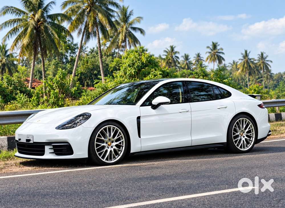 Porsche Panamera 4 Petrol 2016