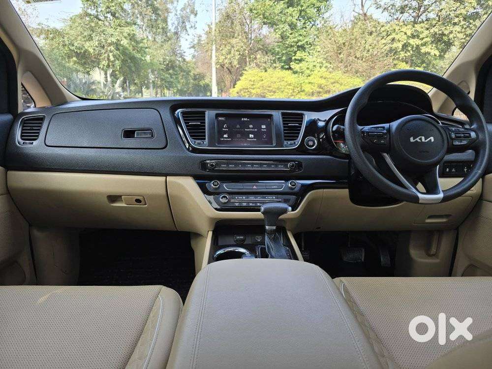 Kia Carnival Limousine Plus 7 Str, 2022, Diesel