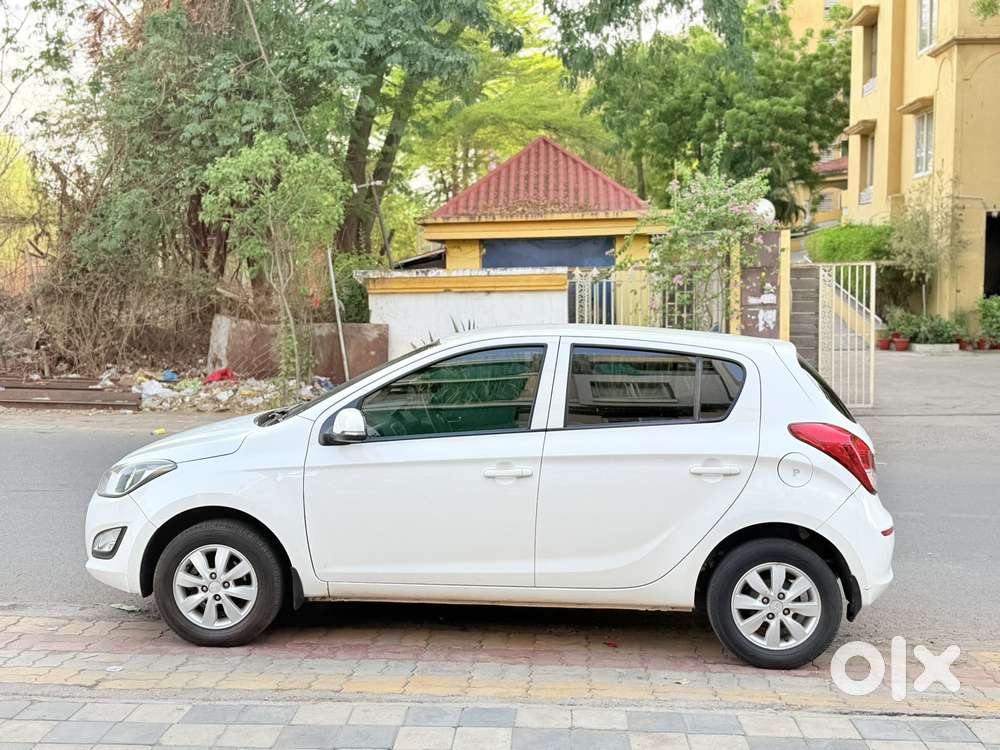 Hyundai I20 Sportz 1.2 Bs-iv, 2013, Petrol