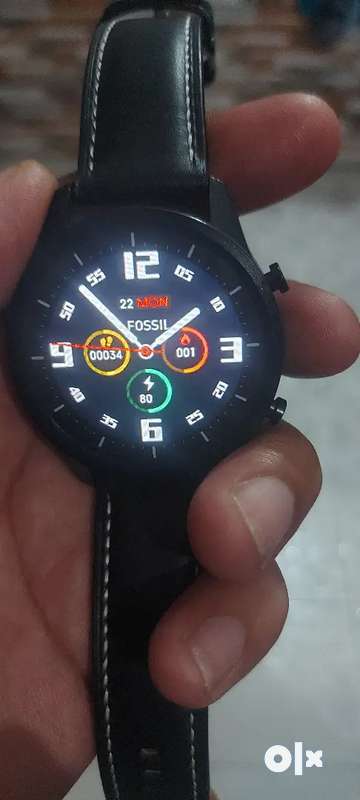 Used fossil shop smart watches