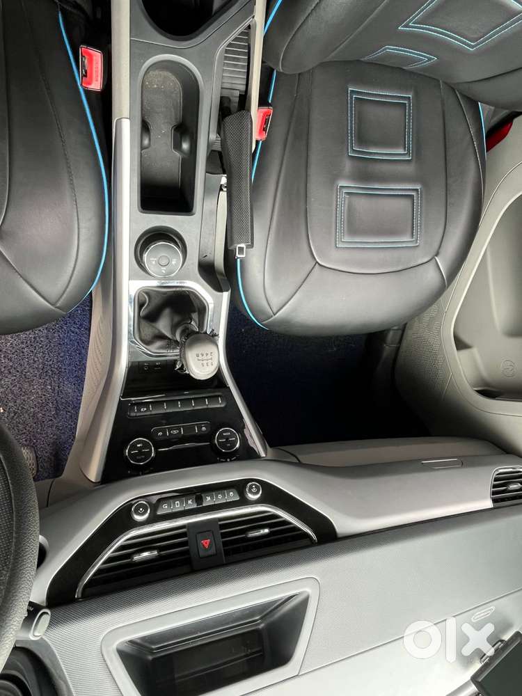 Tata Nexon 1.2 Revotron Xt, 2018, Petrol