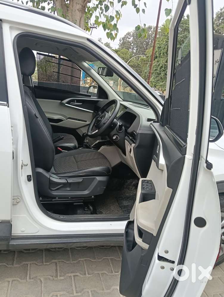 Kia Carens 1.4 Prestige 7 Str, 2022, Petrol