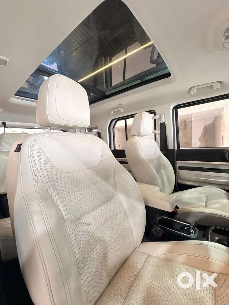 Mahindra Thar Roxx, 2025, Diesel