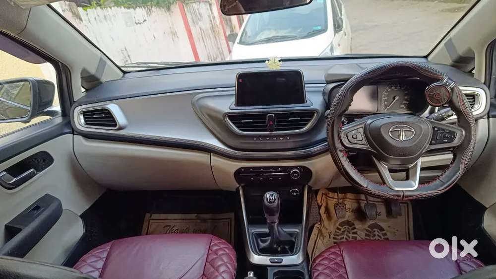 Tata Altroz Petrol 2021 Manual